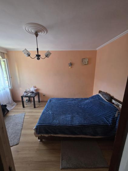 Apartament cu 2 camere decomandat în Trivale