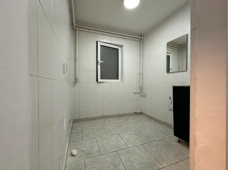 Spațiu comercial, de 55 mp, în Berceni