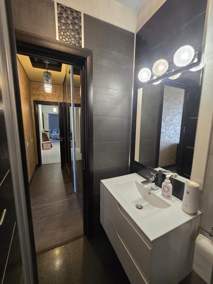 Apartament cu 3 camere decomandat, mobilat în Militari