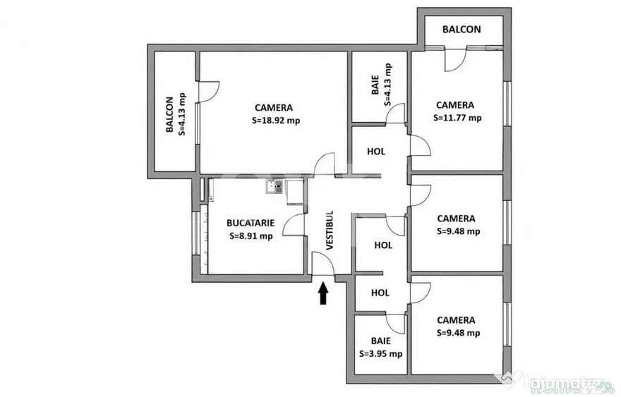 Apartament cu 4 camere decomandat în Gară