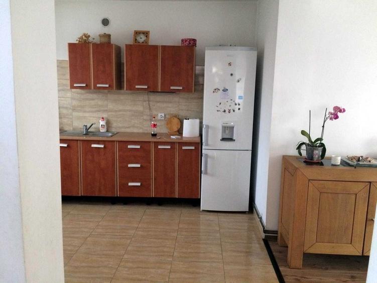 Casă cu 4 camere în Gilău
