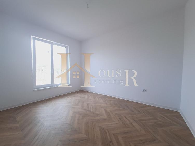 Duplex cu 4 camere cu Canalizare în Moșnița Nouă