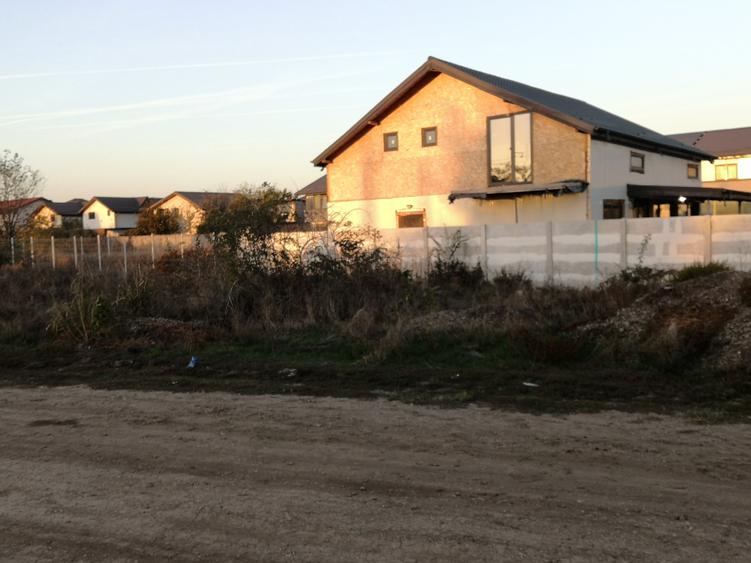 Teren agricol intravilan de 600 mp, în Nord-Vest