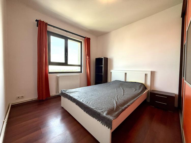 Apartament cu 3 camere semidecomandat, mobilat în Doamna Ghica