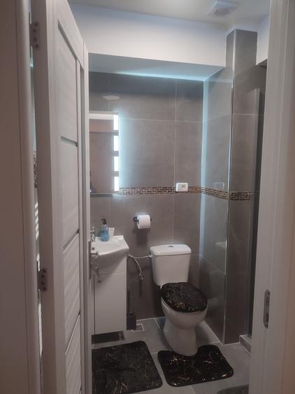 Apartament cu 2 camere decomandat în Brestei