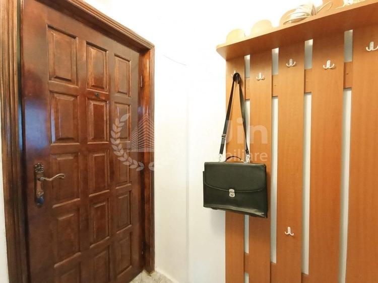 Apartament cu 2 camere semidecomandat, mobilat în Mărăști