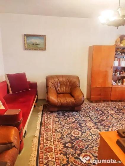 Apartament cu 2 camere decomandat în Theodor Pallady