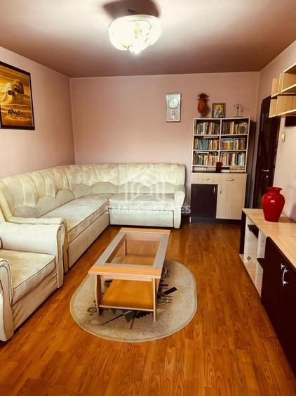 Apartament cu 4 camere decomandat, mobilat în Pantelimon