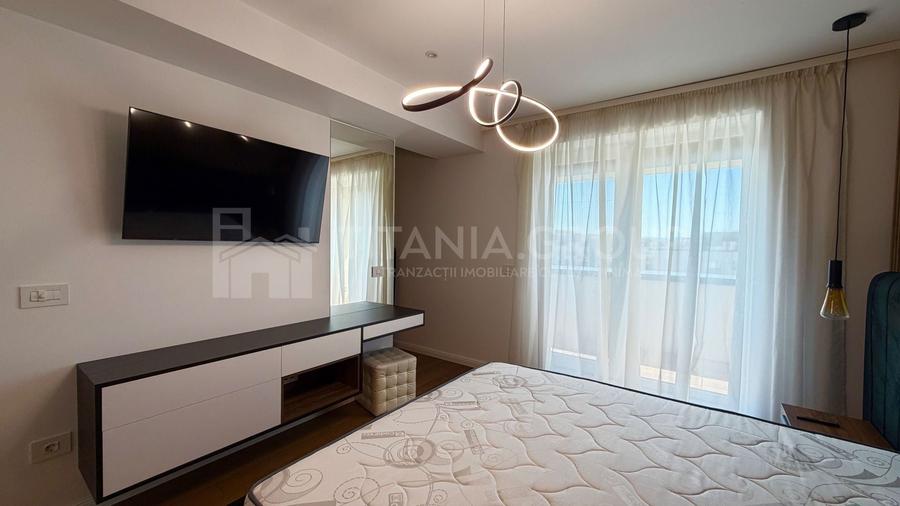 Apartament cu 4 camere decomandat, mobilat în Tractorul