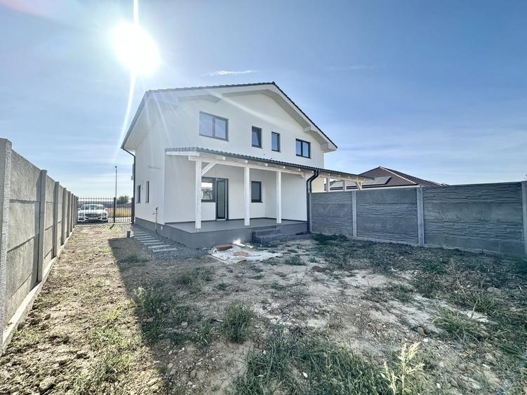 Duplex cu 3 camere cu Teren 210 Mp în Bucovăț (Remetea Mare)