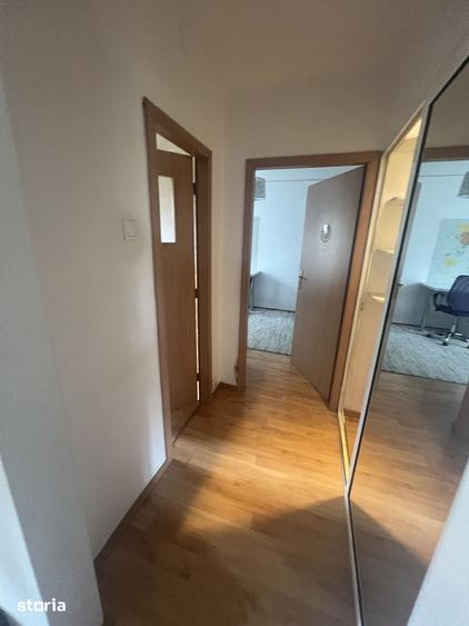 Apartament cu 2 camere în Podu Roș