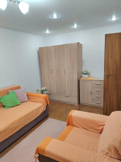 Garsonieră decomandată în Basarabia