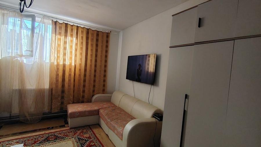 Casă cu 3 camere în Peregu Mic