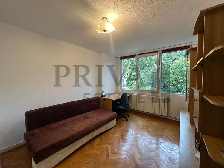 Apartament cu 4 camere decomandat, mobilat în Șagului