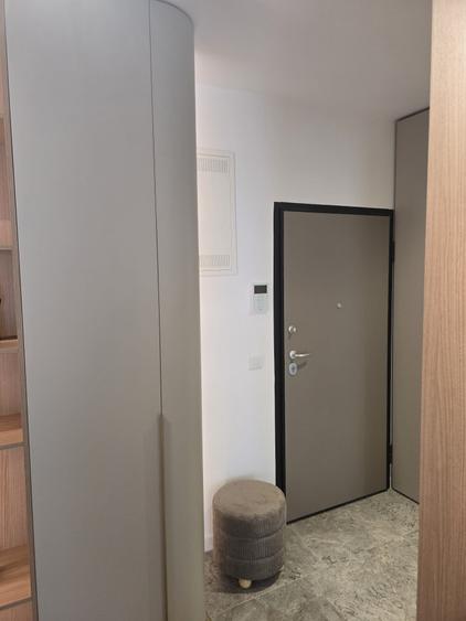 Apartament cu 2 camere decomandat în Metalurgiei