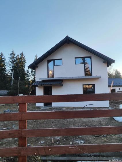 Casă cu 2 camere cu Teren 578 Mp în Izvoru Mureșului