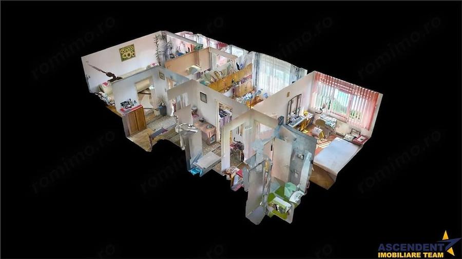 Apartament cu 3 camere decomandat în Libertății