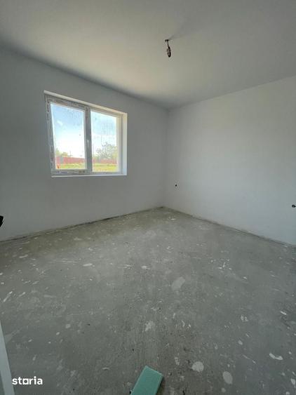 Casă cu 3 camere cu Teren 280 Mp în Central