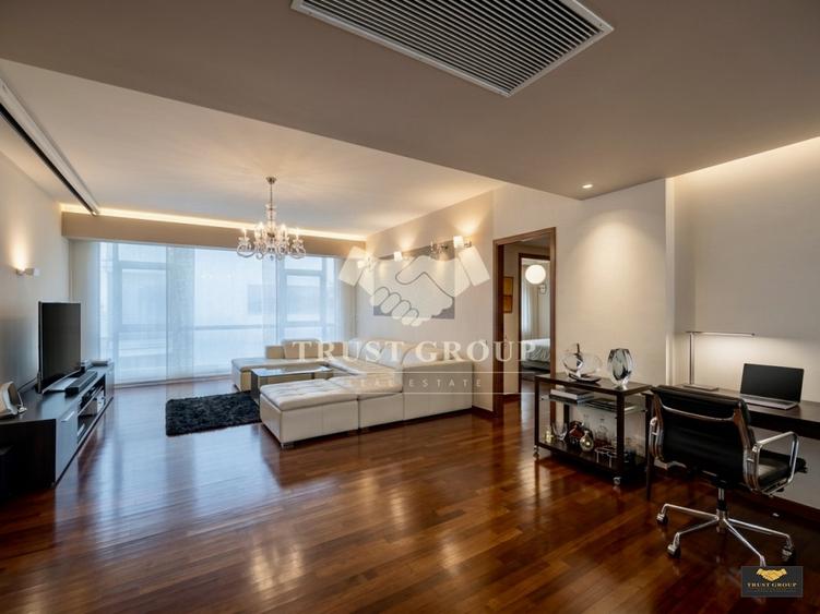 Apartament cu 4 camere semidecomandat, mobilat în Herăstrău