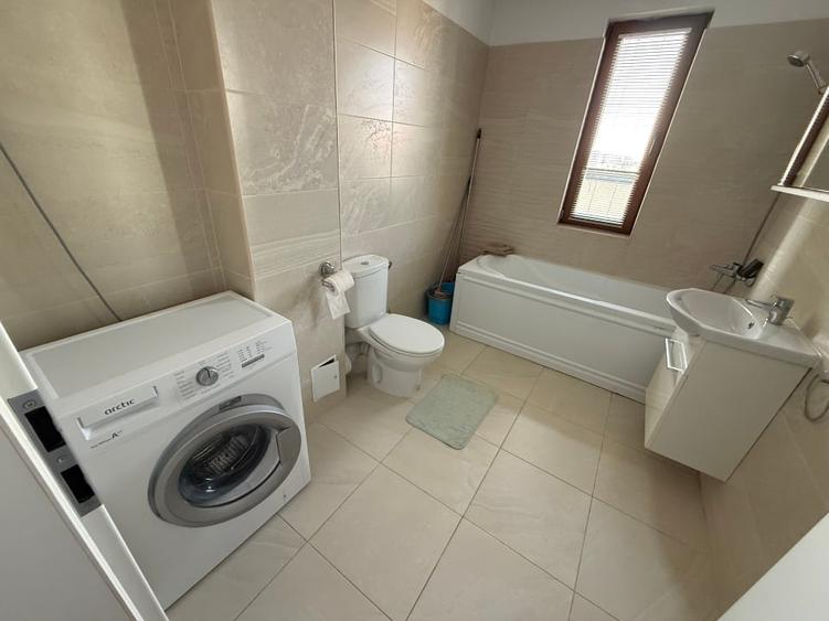 Apartament cu 2 camere decomandat, mobilat în Torontalului