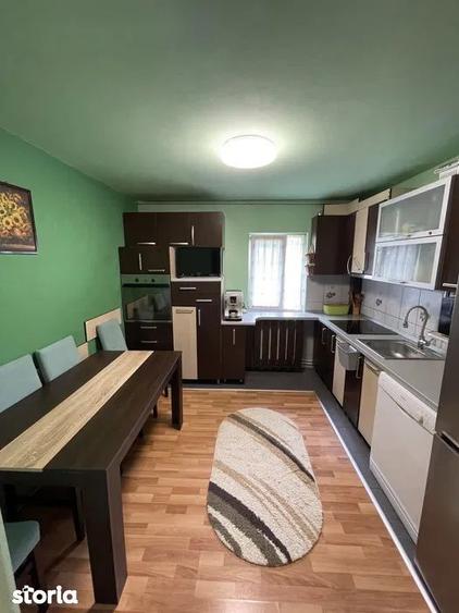 Apartament cu 4 camere în Central