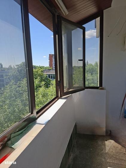 Apartament cu 2 camere semidecomandat în George Enescu
