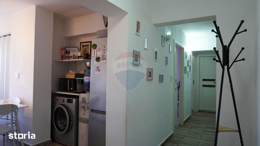 Apartament cu 3 camere decomandat în Dârste