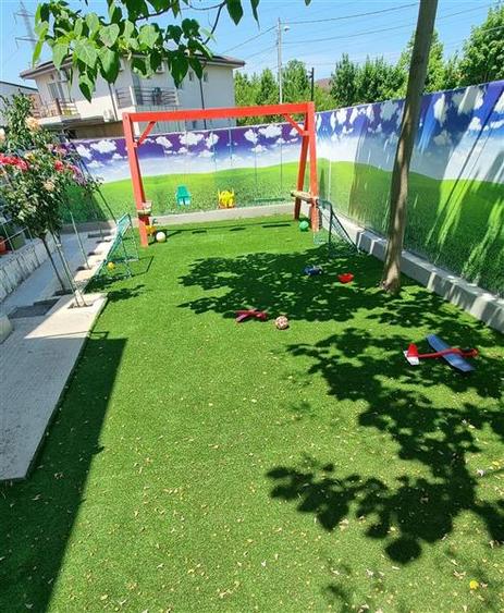 Casă individuală cu 14 camere cu Piscina în Nord-Est