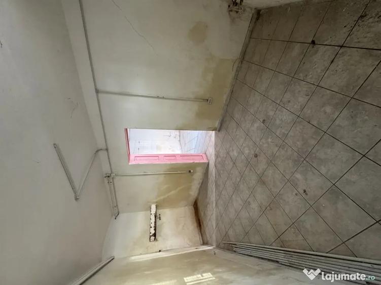 Casă cu 2 camere în Central
