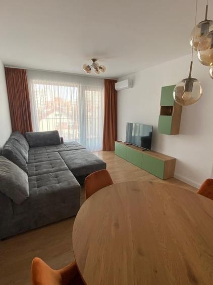 Apartament cu 2 camere decomandat în Timpuri Noi