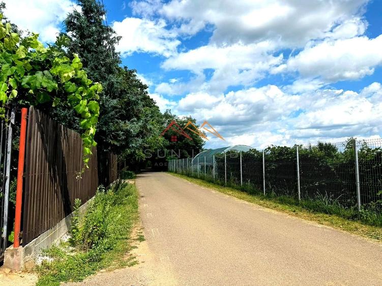 Casă individuală cu 4 camere cu Canalizare în Urleta