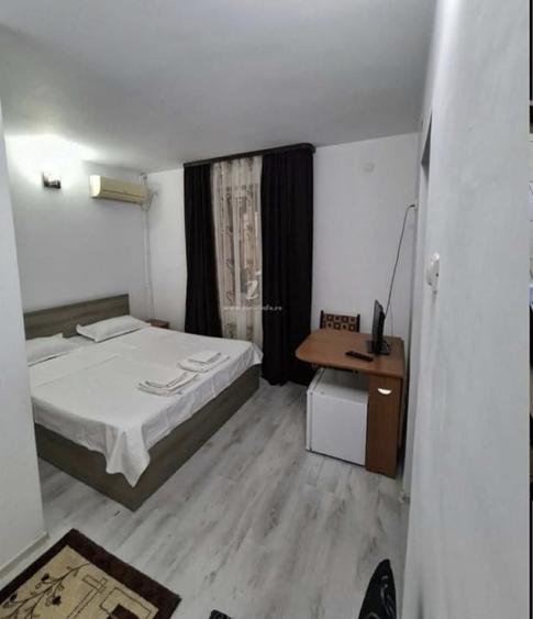 Casă individuală cu 9 camere cu Canalizare în Mamaia-Sat