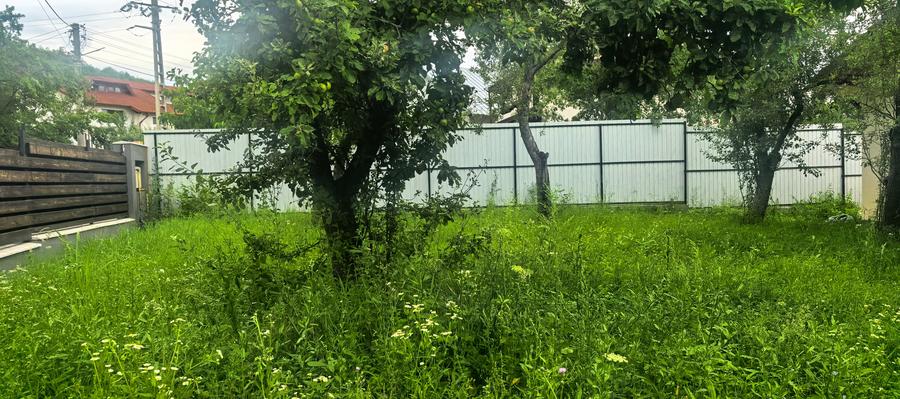 Casă individuală cu 4 camere cu Teren 1017 Mp în Central