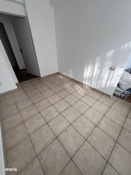 Apartament cu 2 camere decomandat în Găvana
