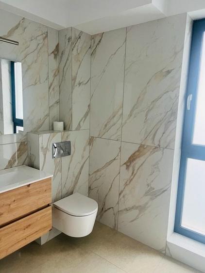 Duplex cu 4 camere cu Canalizare în Bună Ziua