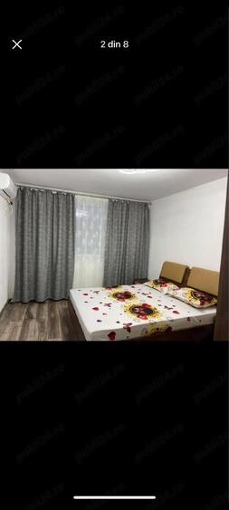 Apartament cu 4 camere semidecomandat în Central