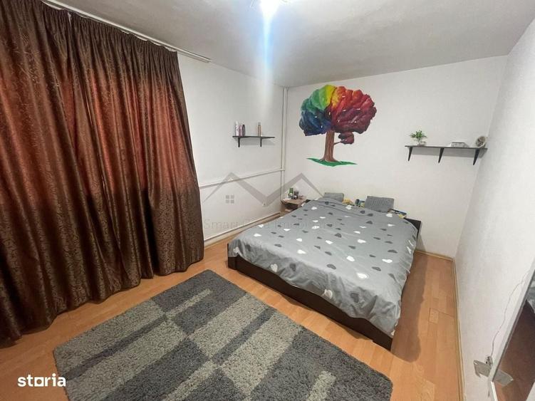 Apartament 3 camere decomandat pacurari - 1
