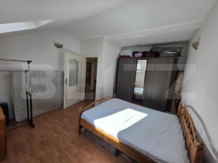 Apartament cu 3 camere semidecomandat, mobilat în Gheorgheni