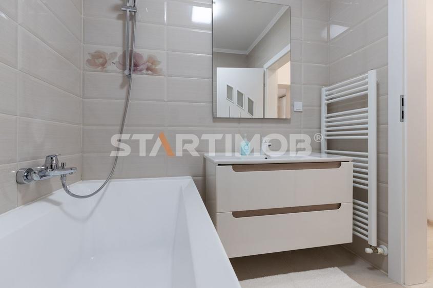 Apartament cu 3 camere decomandat, mobilat în Tractorul