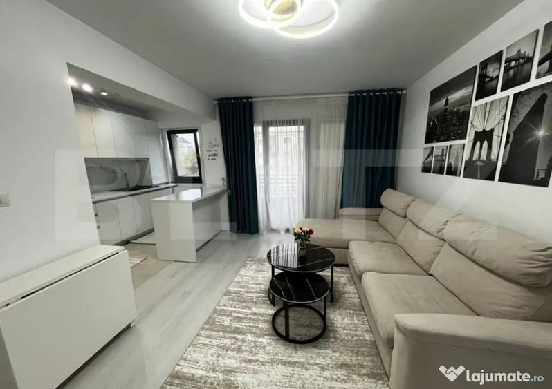 Apartament cu 2 camere semidecomandat în Baza 3