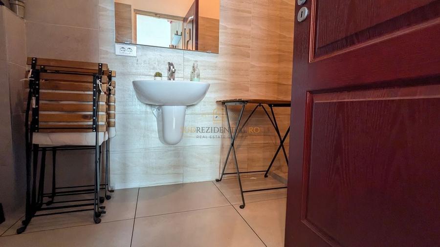 Spațiu comercial, de 89.769996643066 mp, în Berceni