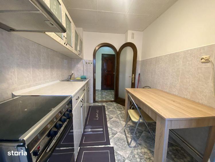 Apartament cu 2 camere decomandat, mobilat în Est