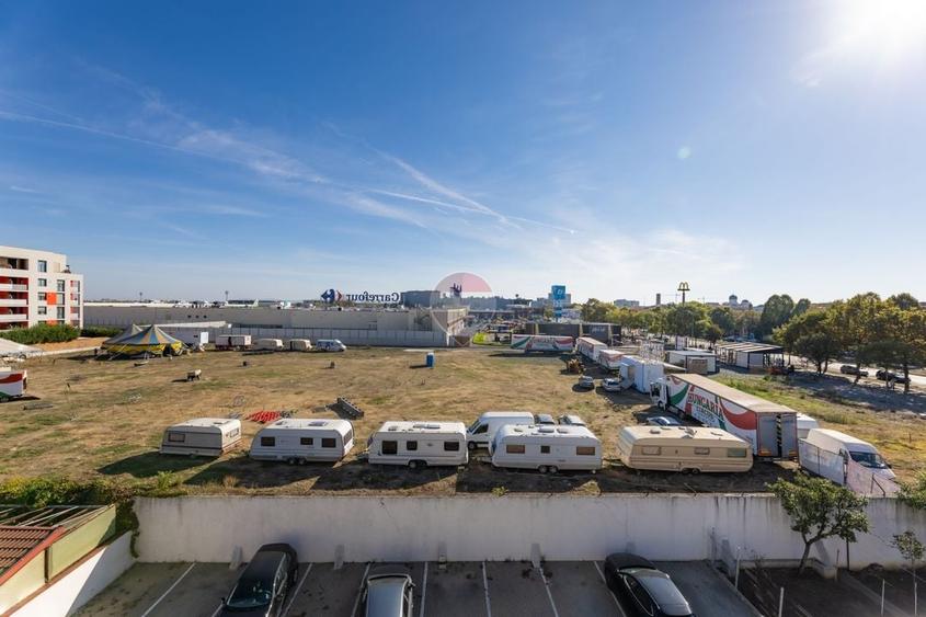 Apartament cu 3 camere decomandat, mobilat în UTA