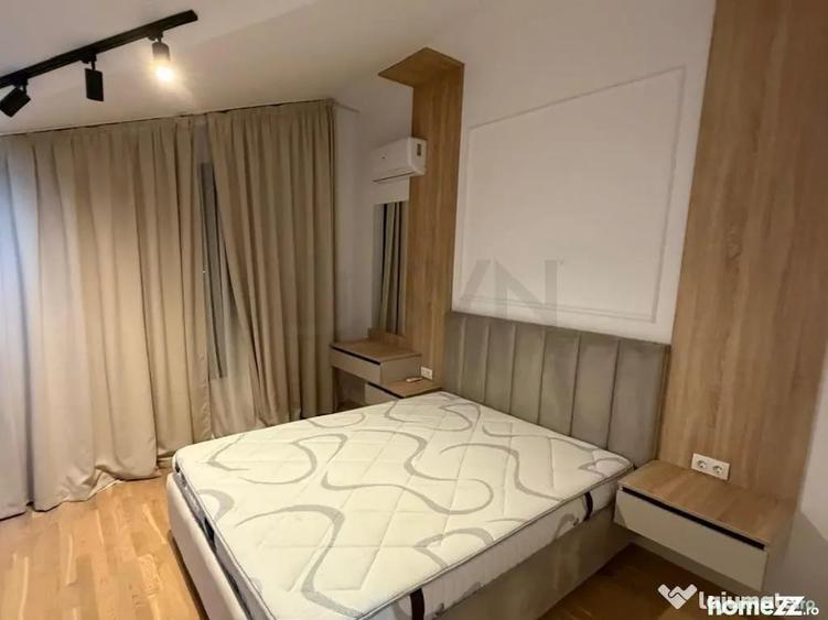 Casă cu 5 camere cu Teren 250 Mp în Pipera