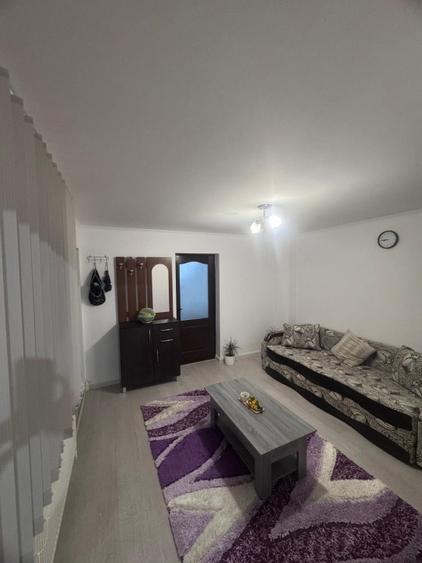 Casă individuală cu 2 camere cu Canalizare în Sud