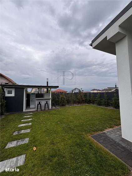 Casă cu 3 camere cu Teren 330 Mp în Central