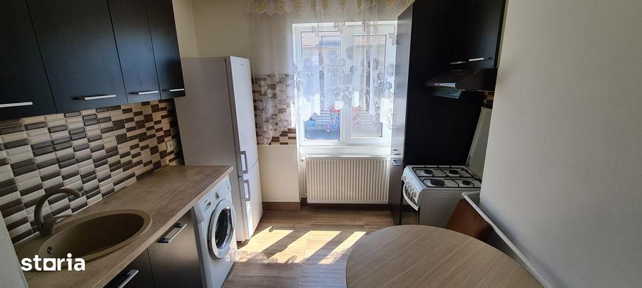 Apartament cu 2 camere semidecomandat în Micălaca