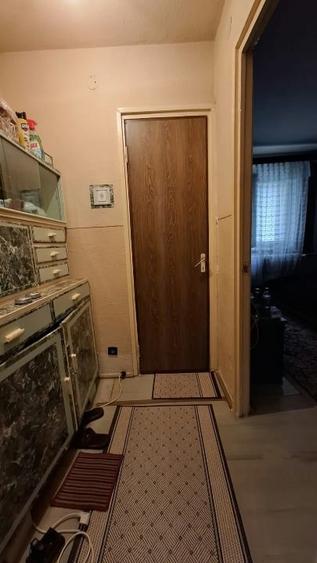 Apartament cu 2 camere semidecomandat în Brâncoveanu