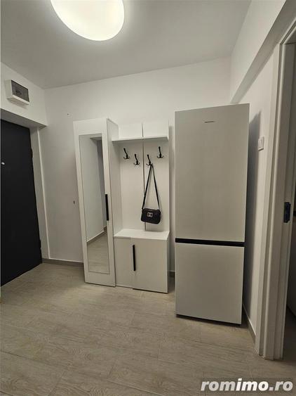 Apartament cu 2 camere semidecomandat, mobilat în Dorobanți