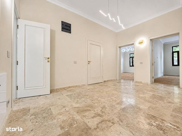 Apartament cu 4 camere în Eminescu